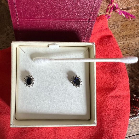 Sapphire stud Earings Lab-Created Diamond Halo Helzberg Diamonds Never been worn - Picture 10 of 13